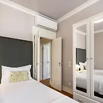 Chiado Camoes | *